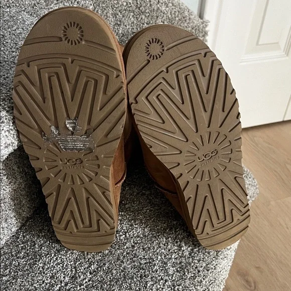 UGG Chestnut Suede Tall Boots - Picture 4 of 4